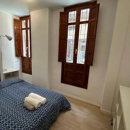 ホームステイ Downtown バレンシア